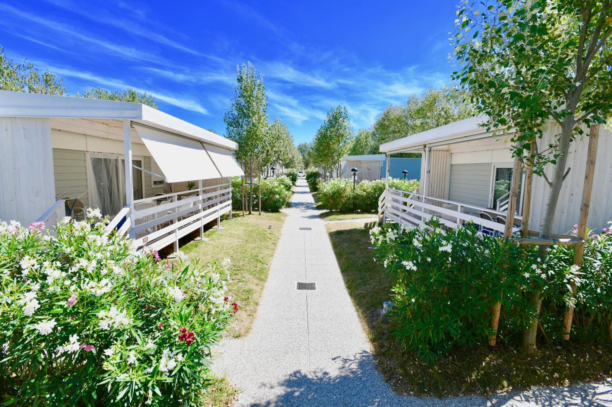 Barricata Holiday Village Скардовари Номер фото Camping in France