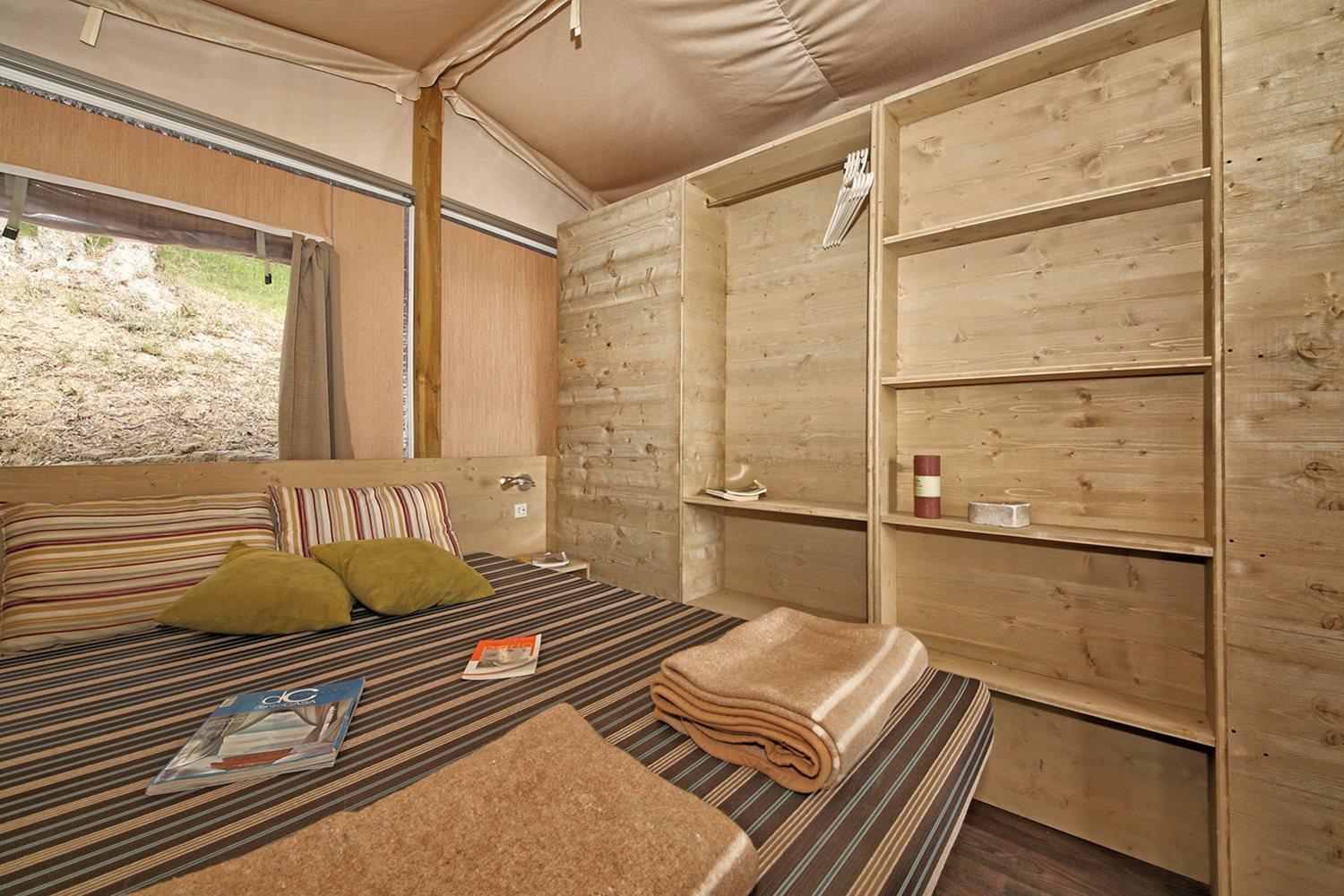 Barricata Holiday Village Скардовари Номер фото Interior of a Safari Lodge