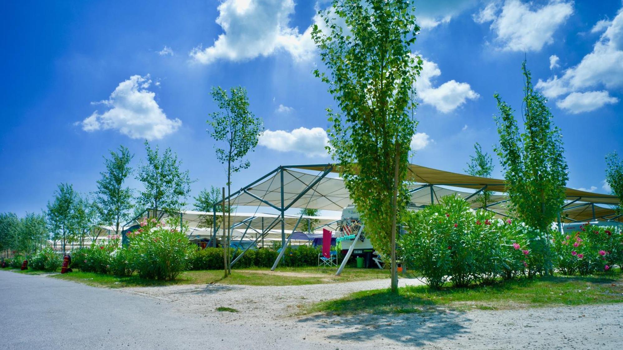 Barricata Holiday Village Скардовари Номер фото The German pavilion